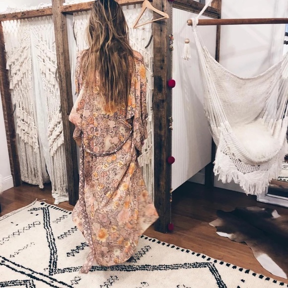 SOLD OUT Pink Bohemian Floral Maxi Duster Kimono Wrap Robe - Picture 3 of 16